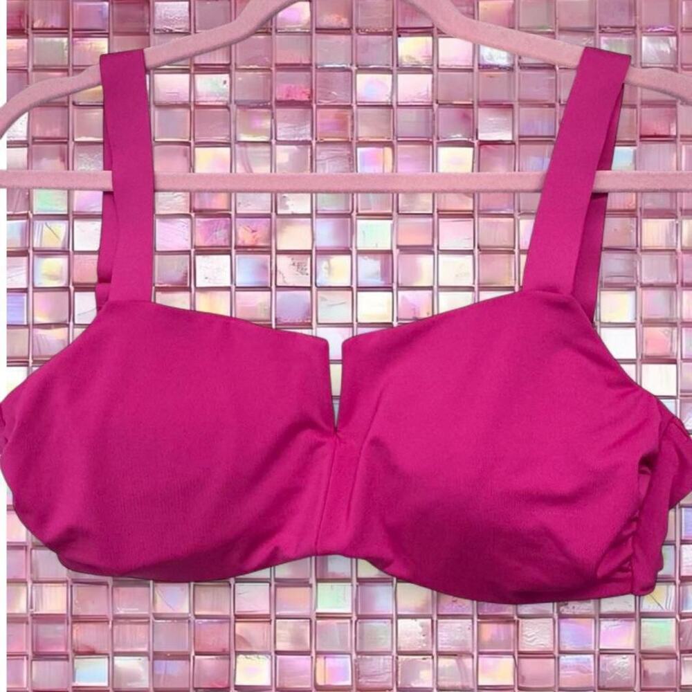 Athleta pink sports bra